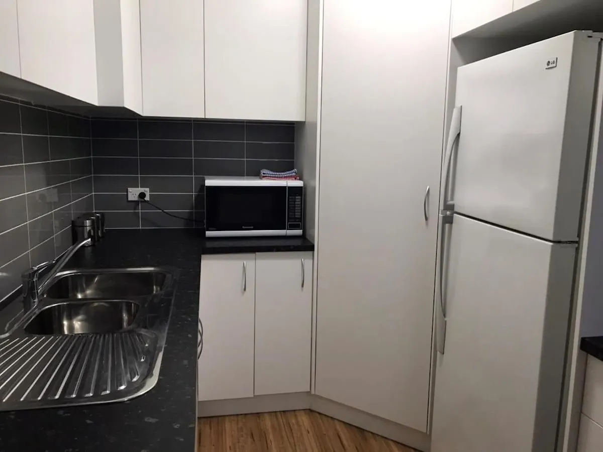 Executive 4Br 3Bath Entire Apartment In Heart Of The City & Parking Canberra 0*,  Australië