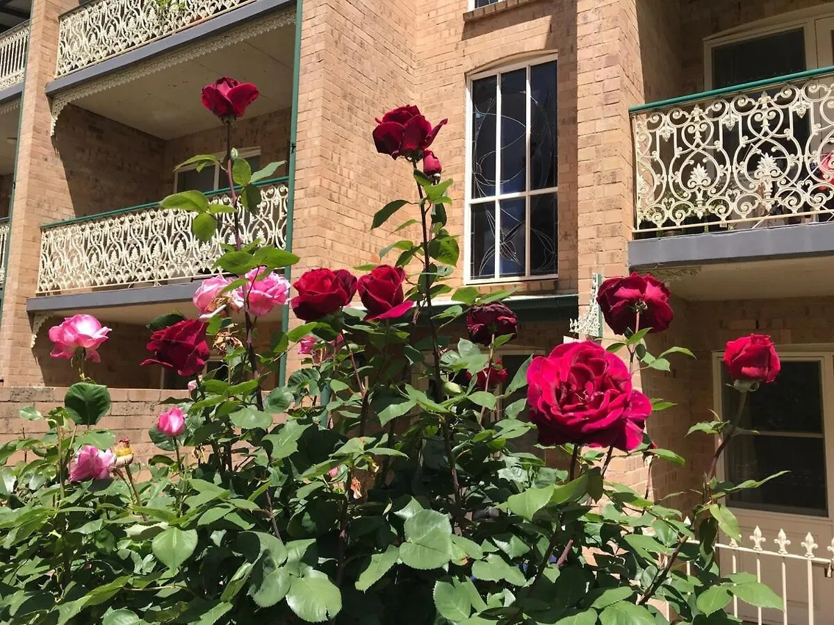 Executive 4Br 3Bath Entire Apartment In Heart Of The City & Parking Canberra 0*,  Australië