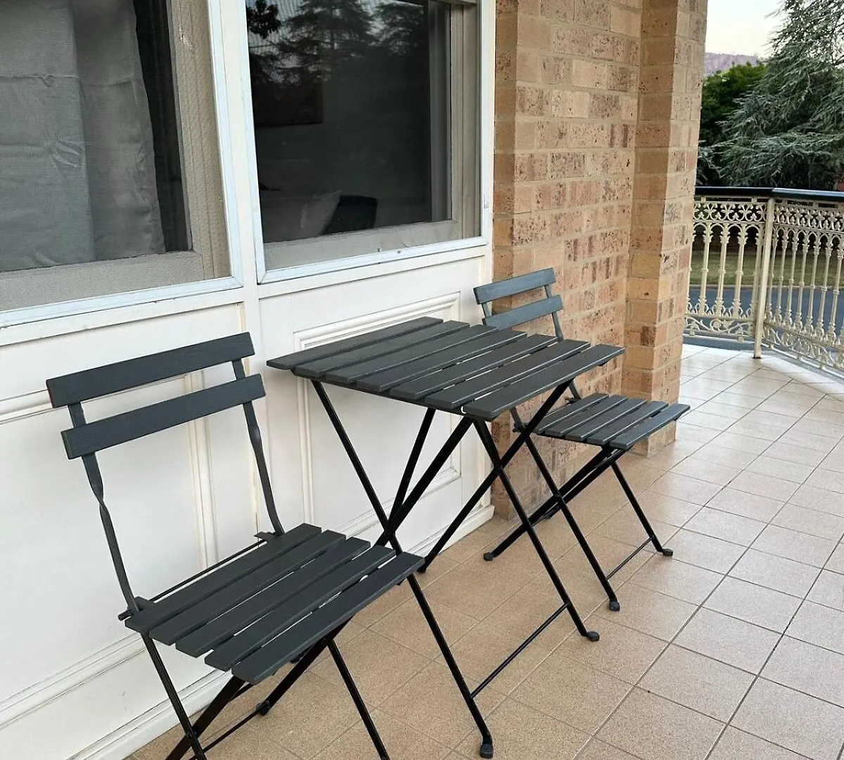 Executive 4Br 3Bath Entire Apartment In Heart Of The City & Parking Canberra